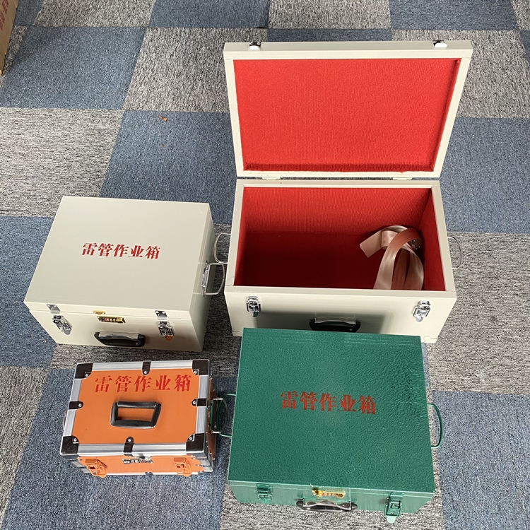 谢通门爆破工程作业箱如何选择？玻璃钢与传统材质的全面对比